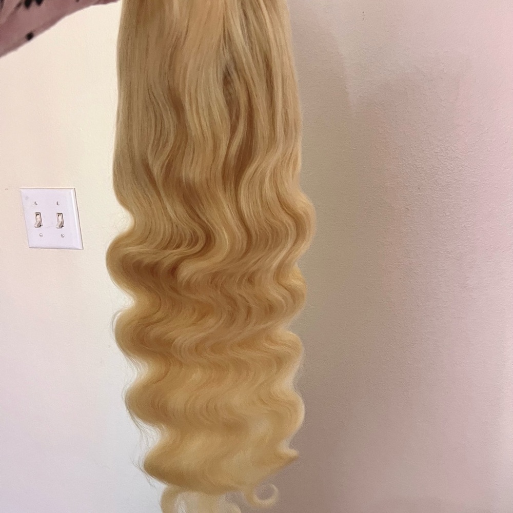 32” Blonde Lace front